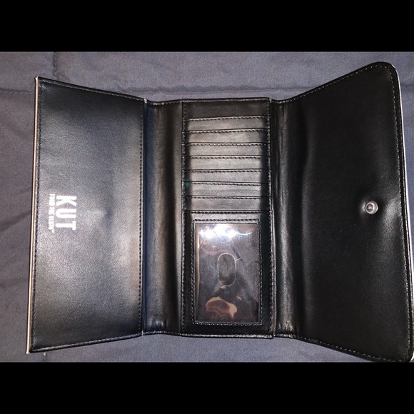 Kut from the Kloth Wallet - Picture 3 of 4